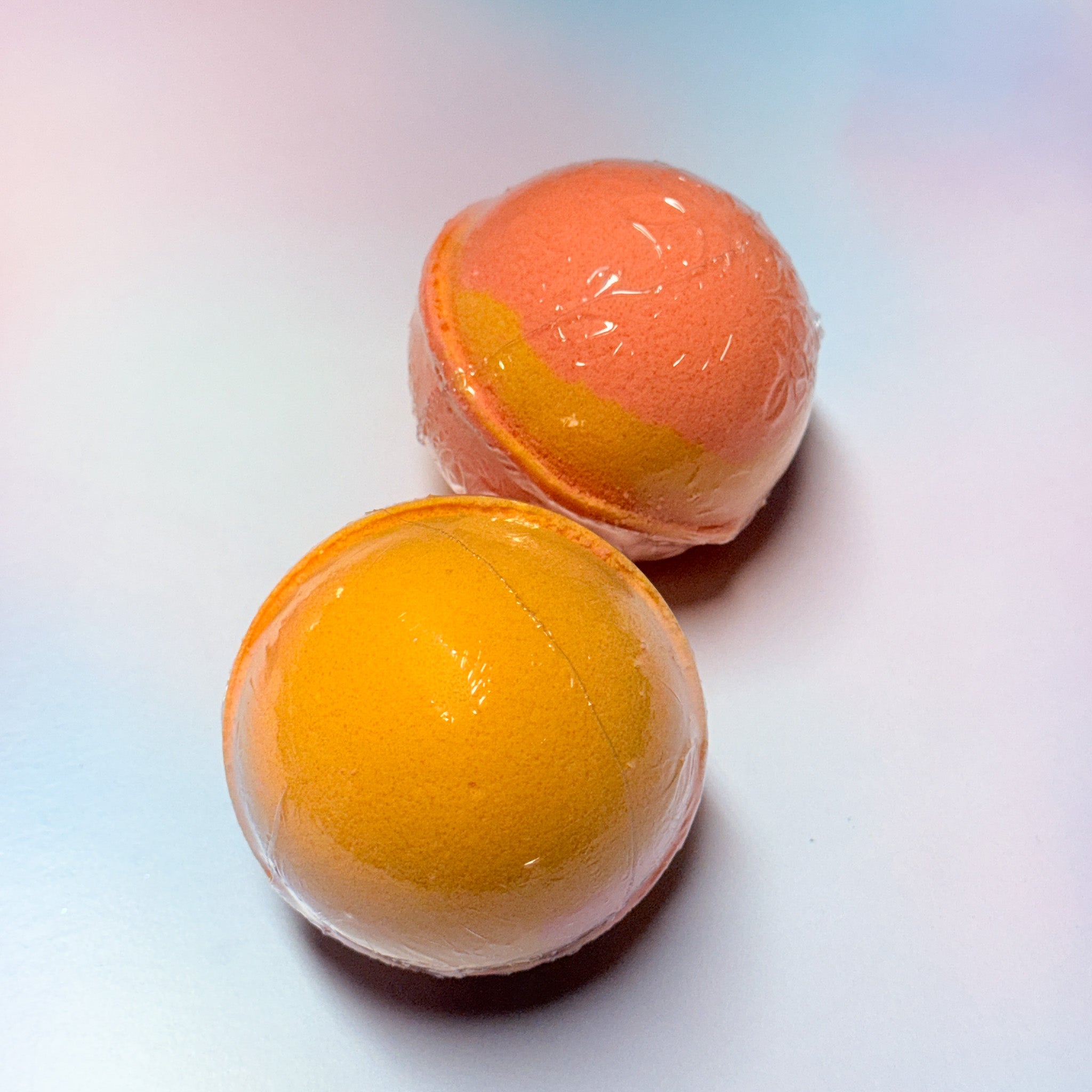 Orange and goji Berry - Bath Bomb