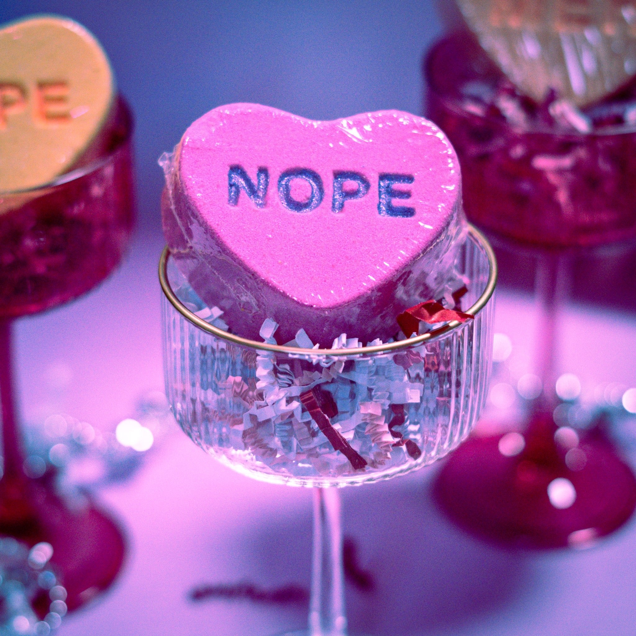 Conversation Hearts Bath Bomb - Up & GlowBath Bomb